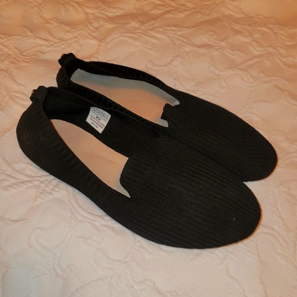Danskins Wish flats, women's sz 10 - Picture 1 of 2